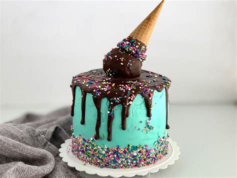 Ice Cream Cone Cake