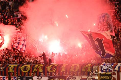 Slobodna Dalmacija Torcida se oglasila uoči derbija Uđite ranije na