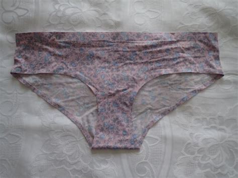 JESSICA SIMPSON Bikini In Size XL Colour In White Pink And Grey