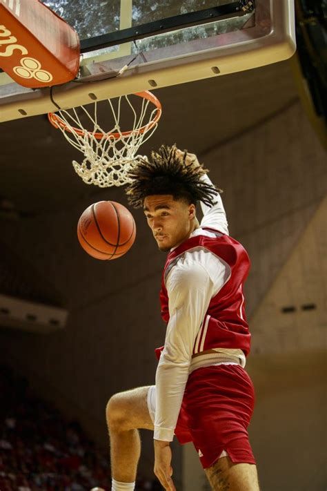 Indiana Basketballs Jalen Hood Schifino Drafted Th By Los Angeles