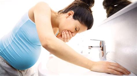 Ways To Deal With Nausea And Morning Sickness In Pregnancy