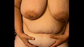 BBW MILF ESPOSA muestra sus tetas y su coño de MILF Comentarios bienvenidos XVIDEOS