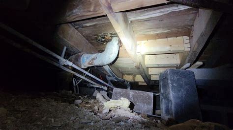 Broken Wax Seal Or Bad Pipes Rplumbing