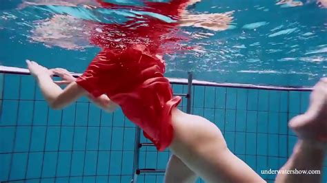 Avenna Babe Underwater