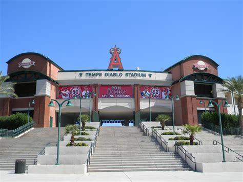 Why diablo stadium is the best place to watch spring training