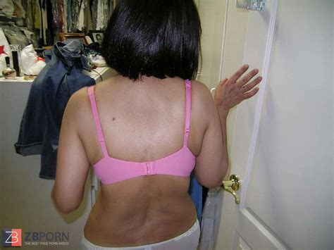 Arab Wifey Feeling Cool ZB Porn