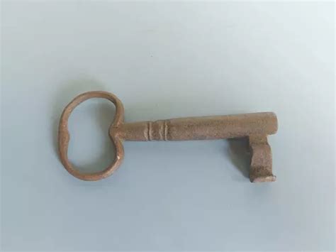 Chave Antiga De Ferro - C 001 - Antiga Chave De Porta Em Ferro | MercadoLivre