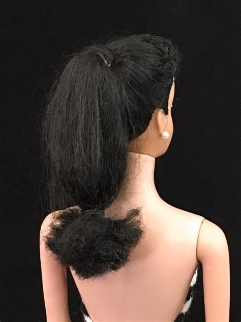 Lot 5 BRUNETTE PONYTAIL BARBIE IN ORIGINAL SWIMSUIT