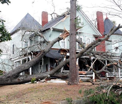 Storm Damage Beverly Hills Avoiding Further Damages Servpro Of