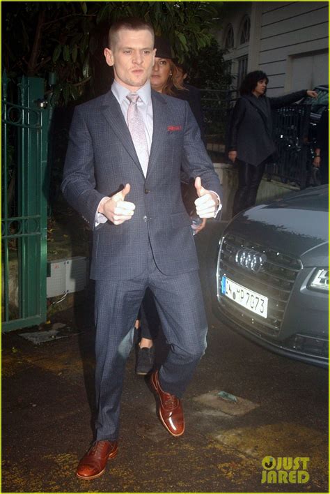 Unbroken S Jack O Connell Once Delivered A Pizza Fully Naked Photo Photos Just