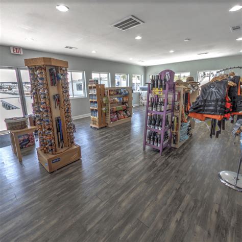 waterfront restaurant ship store lake lanier holiday marina