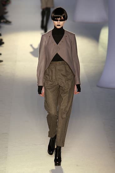 Yves Saint Laurent Catwalk Fashion Show FW08 | Team Peter Stigter ...