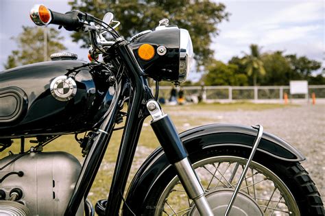 BMW R50 on Behance