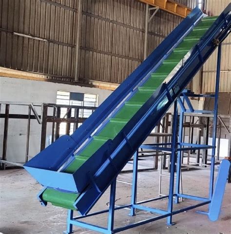 Rubber Clifted Conveyor Belt Load Capacity More Than Kg Belt