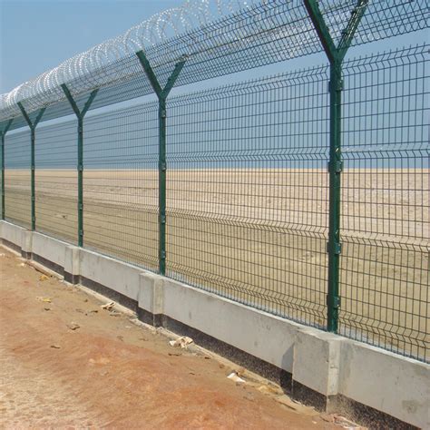 Dubai Stock Welded Steel Mesh Perimeter Security Mesh Fencing X M