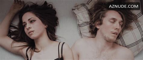 Insekt Nude Scenes Aznude