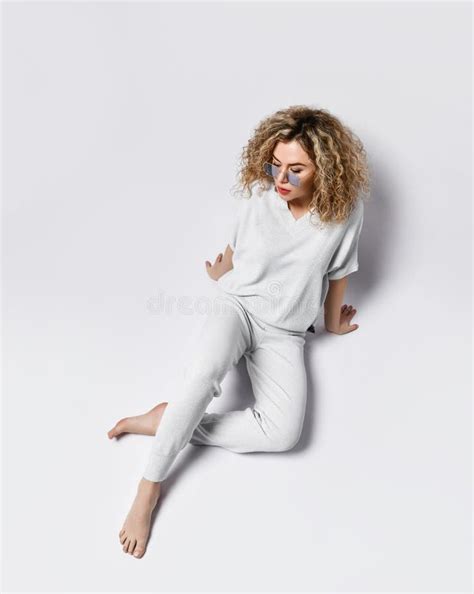 Blonde Woman Bare Feet Stock Photos Free Royalty Free Stock Photos From Dreamstime