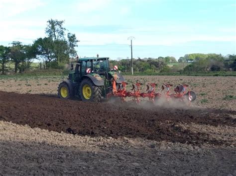 Les Travaux D Pandage Et Travaux Du Sol Avancent Kerivel