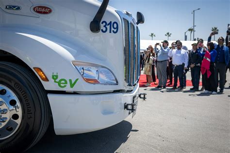 Electric truck makes maiden voyage to Mexico - MEXICONOW