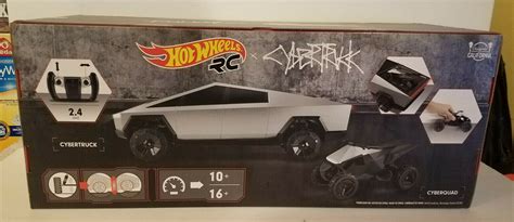 Hot Wheels 1 10 Scale R C Tesla Cybertruck Limited Edition 2021 W