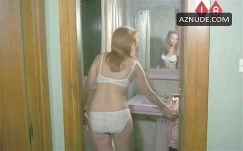 LA LLAMADA DEL VAMPIRO NUDE SCENES AZNude