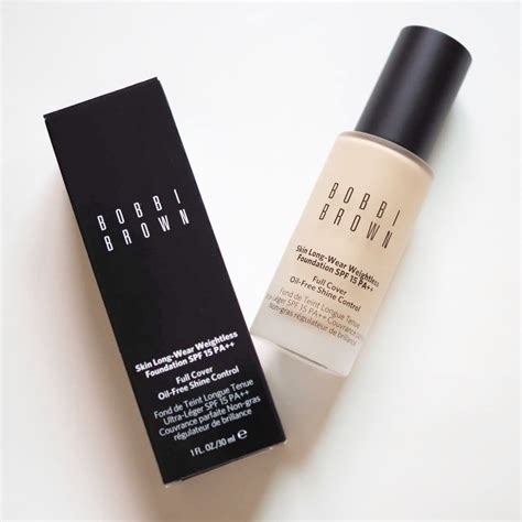 Dec Bobbi Brown Skin Long Wear Weightless Foundation Spf