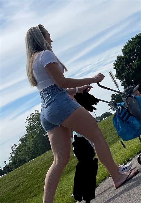 Milf In Shorts Short Shorts Volleyball Forum