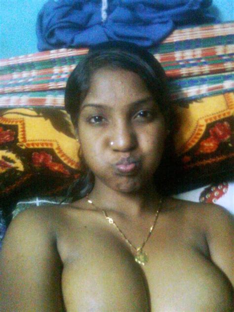 Big Tits Indian Bhabhi Naked Desi Sexy Photos Collection