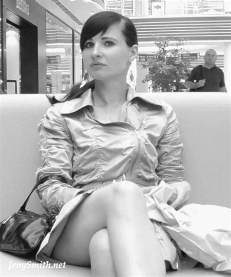 Pussy Flashing At The Mall Pizzaman