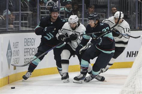 Eberle Scores In Ot Kraken Beat Kings 3 2 For 7th Win In 9 Seattle