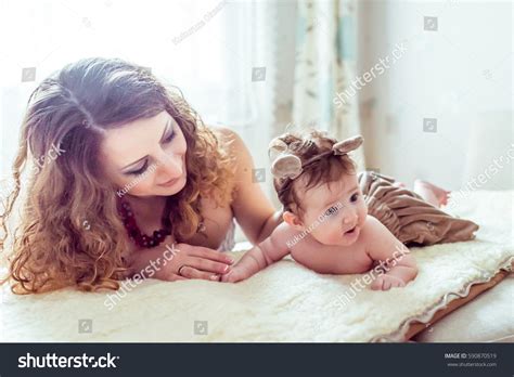 Naked Baby Mother Stock Photo Shutterstock