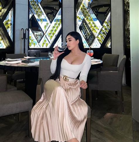 Pin By Emma Ushija On Stylish Outfits In 2024 Sophisticated Outfits Latina Fashion Outfits