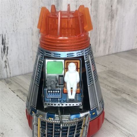 Super Space Capsule Battery Operated Vintage Tin Toys 1960 Horikawa