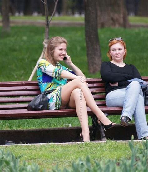 Hot Girls In The Streets Barnorama