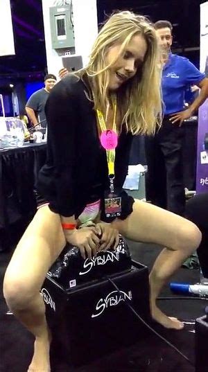 Watch マシンバイブ 公共 素人 マシンバイブ Solo Porn SpankBang