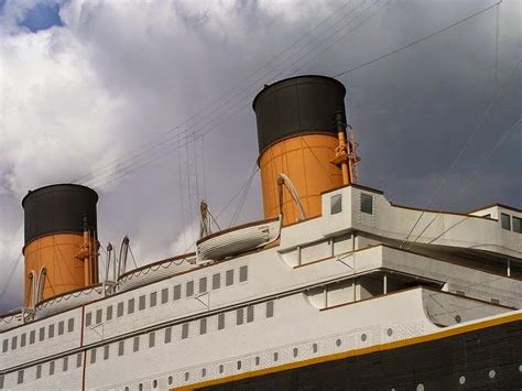 titanic museum  branson
