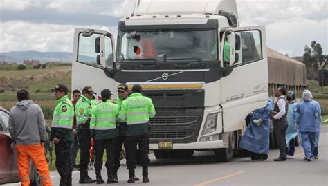 Copiloto de tráiler muere tras impacto de piedra en la Carretera