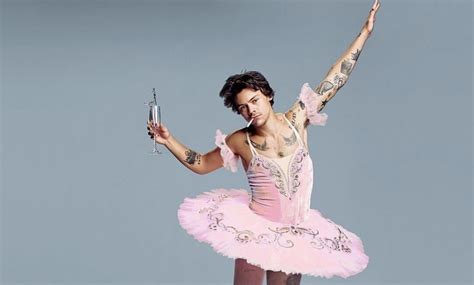 How Harry Styles Uses Style To Break Down Gender Norms The Lion