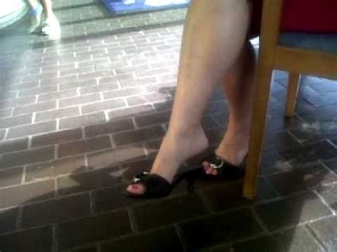 Older Milf Dangling Shoeplay YouTube