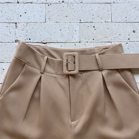 CALÇA ALFAIATARIA CENOURA CINTO PREMIUM NUDE Dondoca Moda Feminina