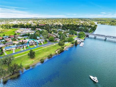 6 Riverview Road Nowra Nsw 2541 House For Sale Au