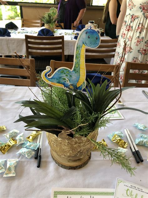 Pin By Anita Jolls On Dinosaur Baby Shower Ideas Dinosaur Baby Shower