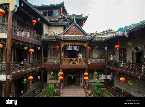 Traditional Chinese House Hi Res Stock Photography And Images Alamy