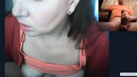 Brunette Babe With Hard Nipples Webcam