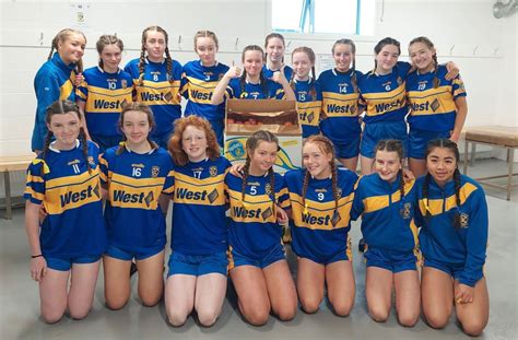 U15A Girls Footballers beat Erin’s Isle in Shield Semi-Final - Cumann ...