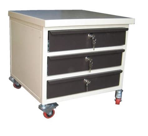 Металлическая тумба передвижная с 3 ящиками | Мебсталь