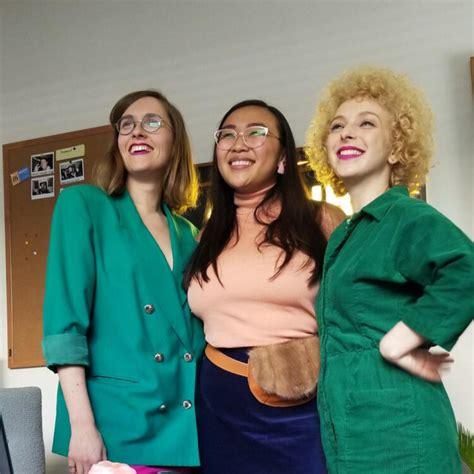 Hot Sexy Nini Nguyen Bikini Pics