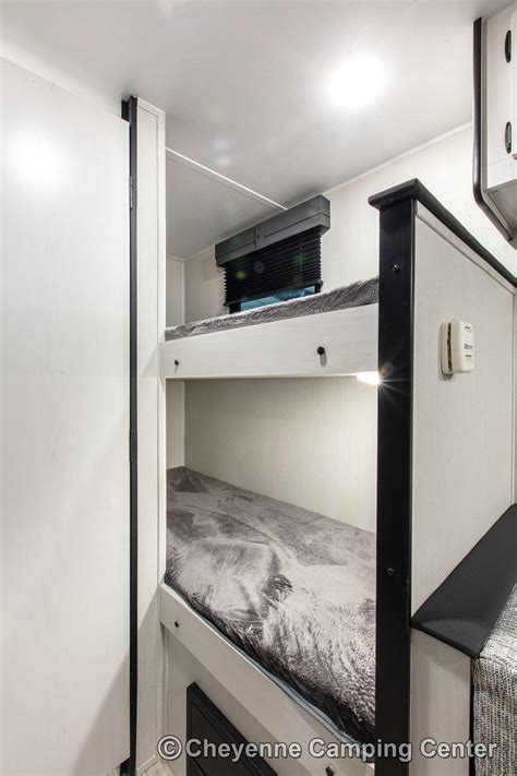 Palomino Puma Ultra Lite Bhx Bunkhouse Travel Trailer Cheyenne