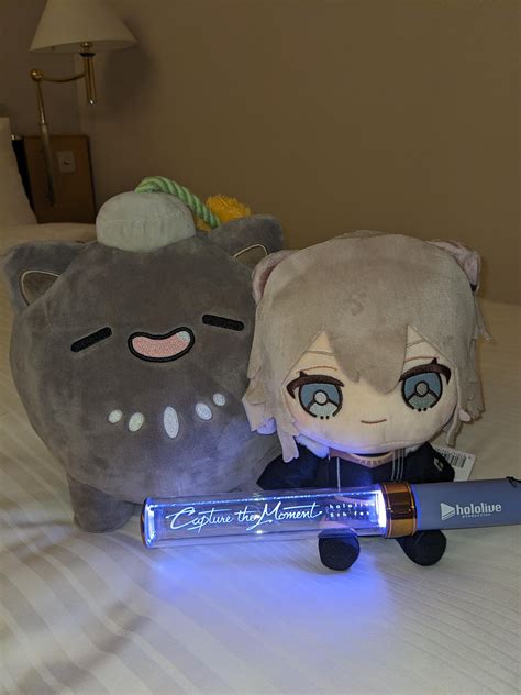 Fes day 1 is over! What a crazy first experience! : r/Hololive