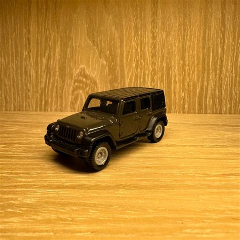 Tomica No 80 Jeep Wrangler 興趣及遊戲 玩具 遊戲類 Carousell